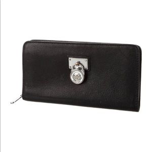 Michael Kors Continental Wallet Black & Silver